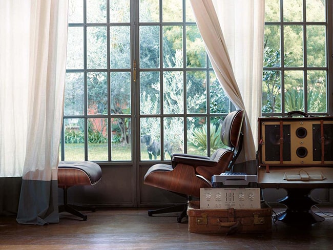 Eames lounge chair 16 lounge chair carousel 3